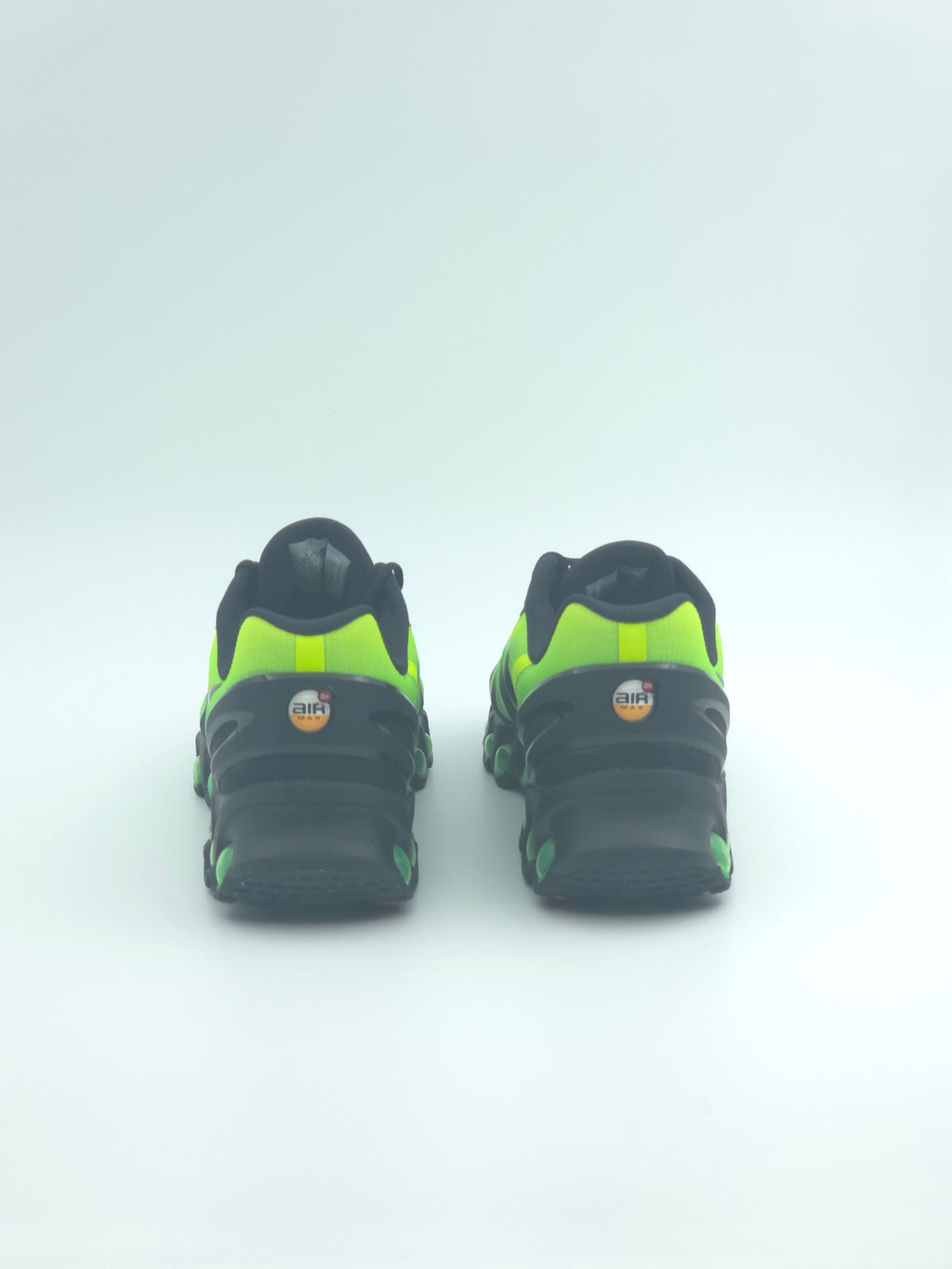 Nike Air Max DN8 AMD