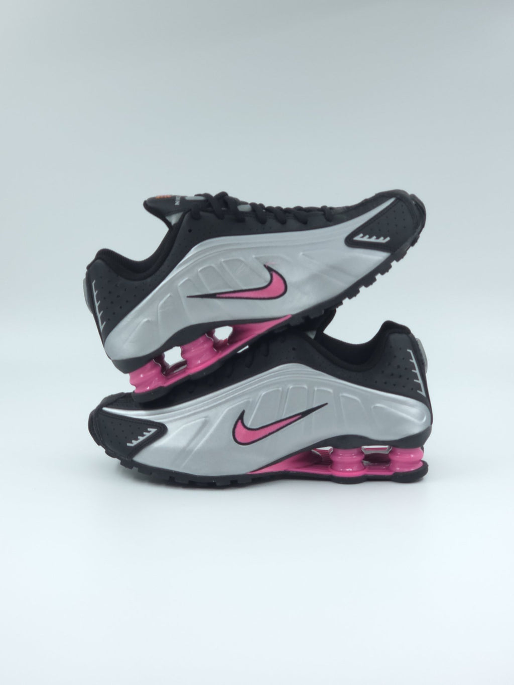 Nike Shox R4 pointure 40 – sneakers neuves, vue 2