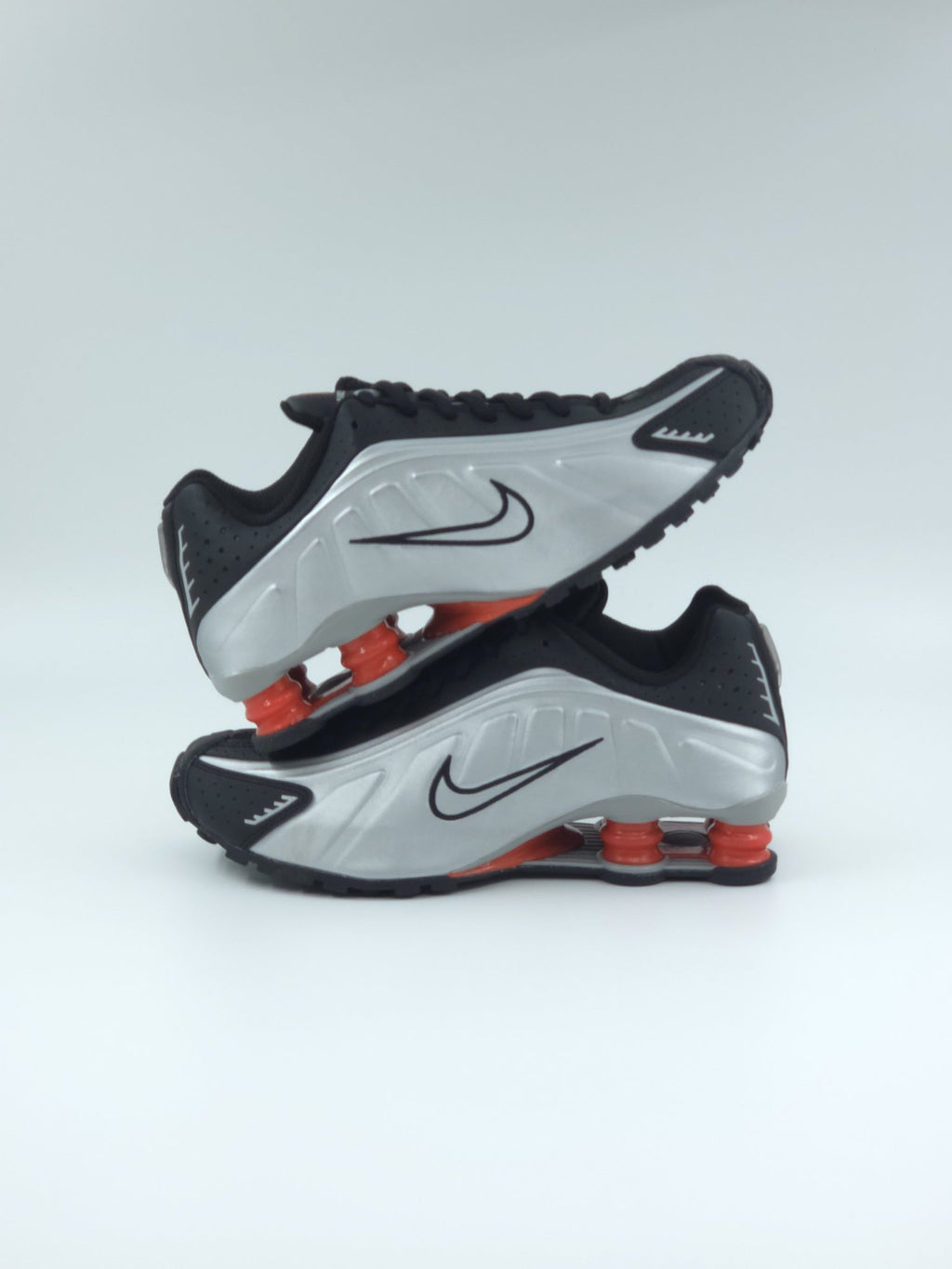 Nike Shox R4 pointure 39 – sneakers neuves, vue 2