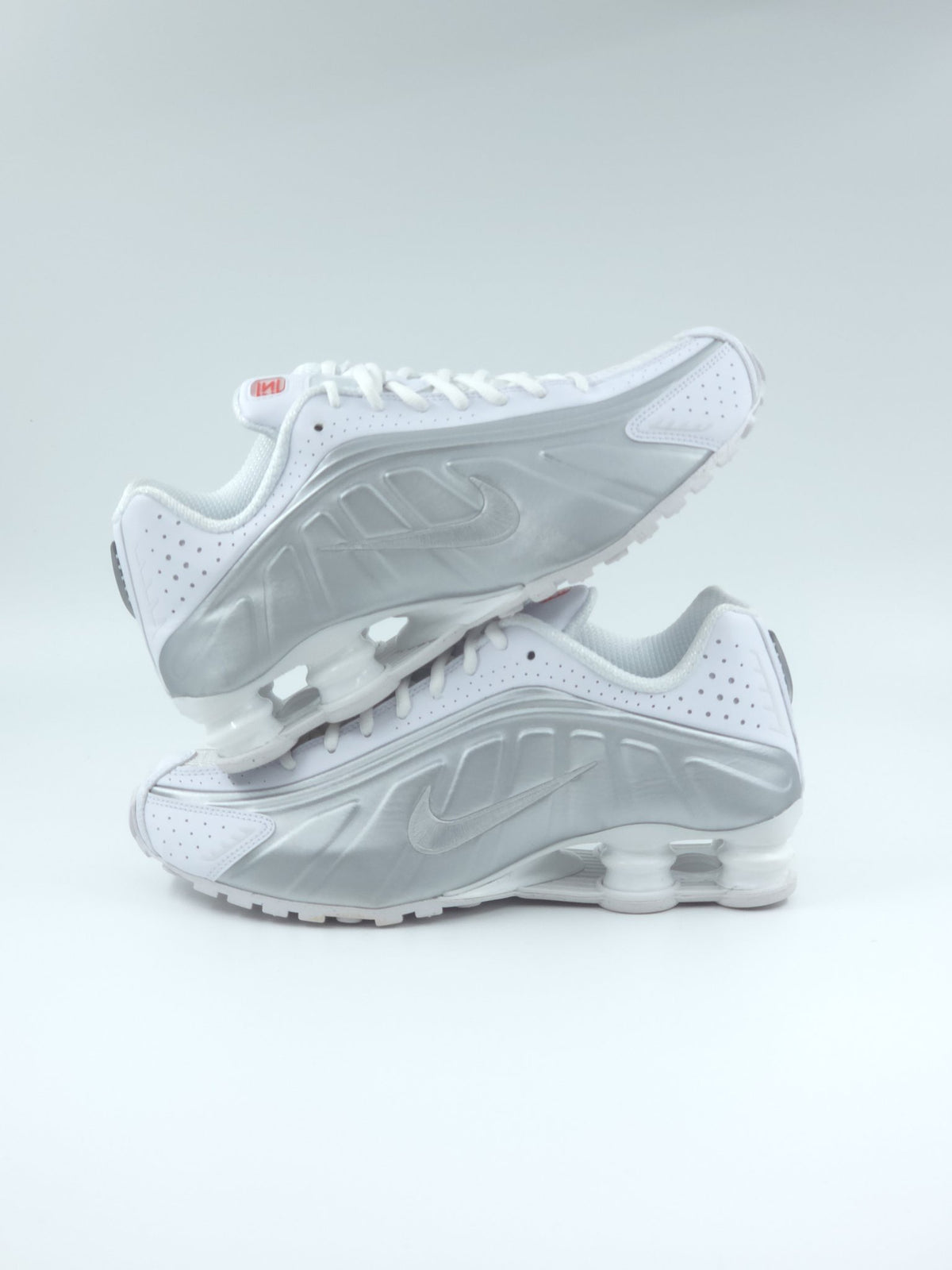 Nike Shox R4 pointure 42 – sneakers neuves, vue 2