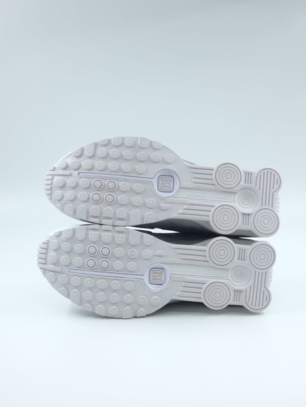 Nike Shox R4 pointure 42 – sneakers neuves, vue 5