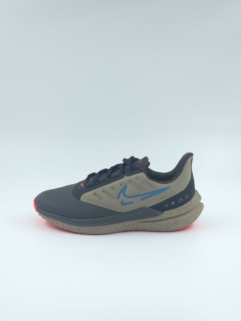 Nike Air Winflo Shield pointure 39 – chaussures de running neuves, vue 1
