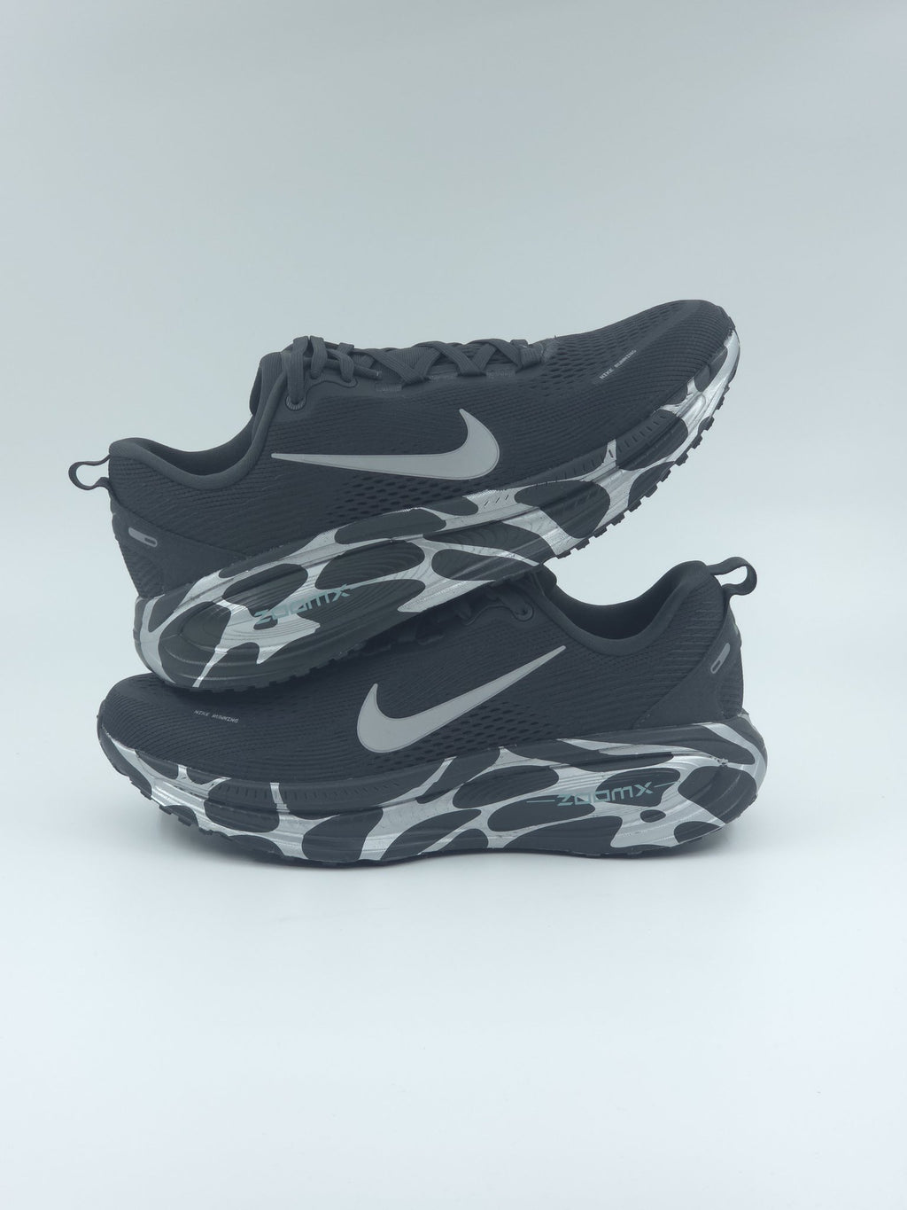 Nike Vomero 18 pointure 42,5 – chaussures de running neuves, vue 2