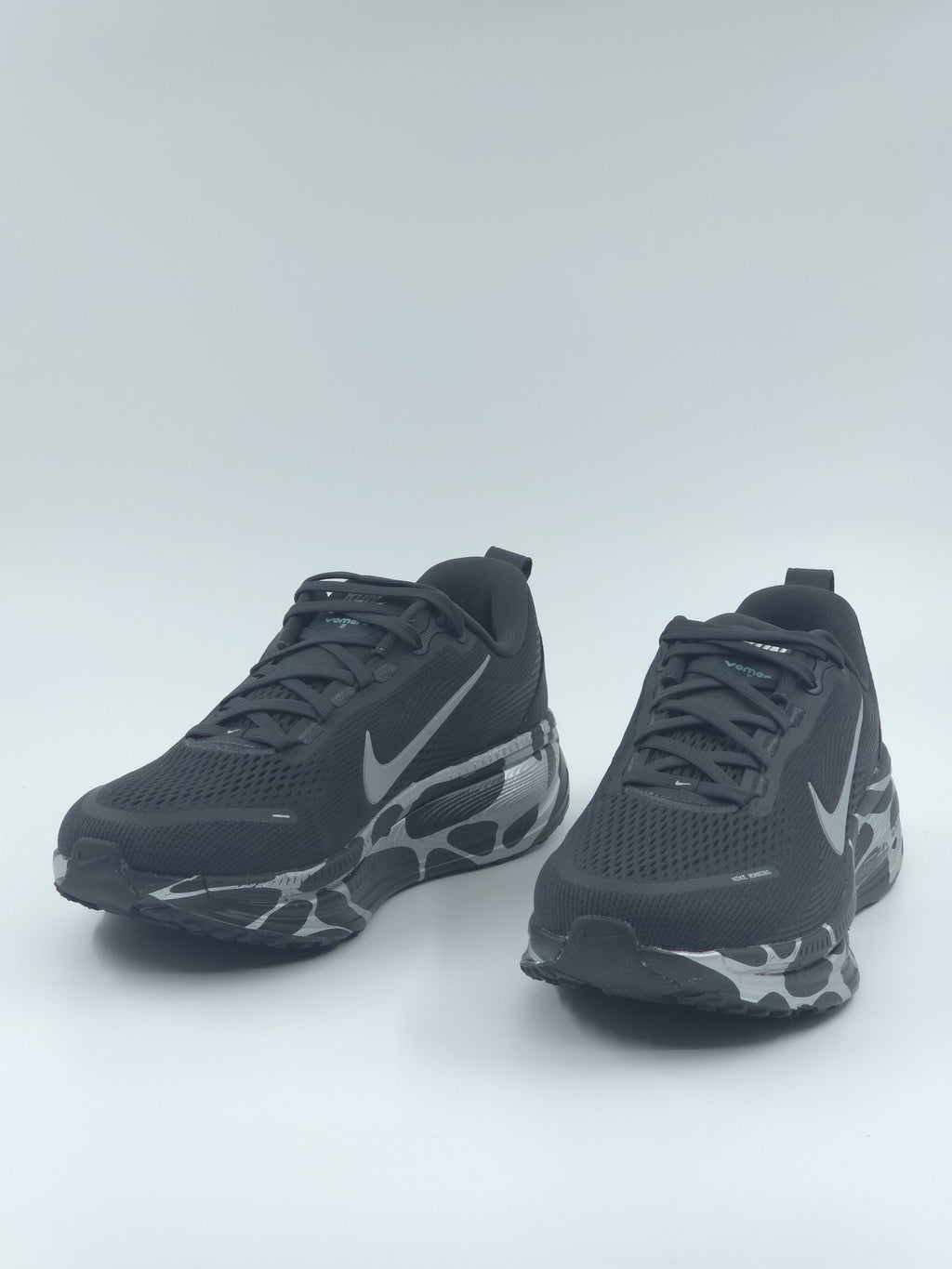 Nike Vomero 18 pointure 42,5 – chaussures de running neuves, vue 3