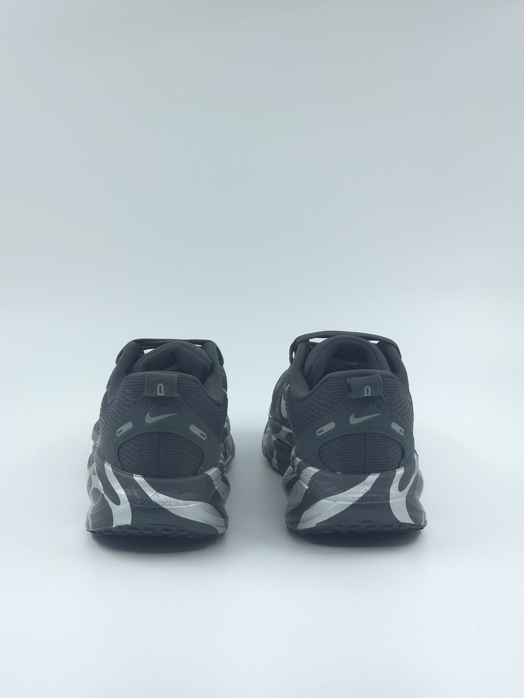 Nike Vomero 18 pointure 42,5 – chaussures de running neuves, vue 4