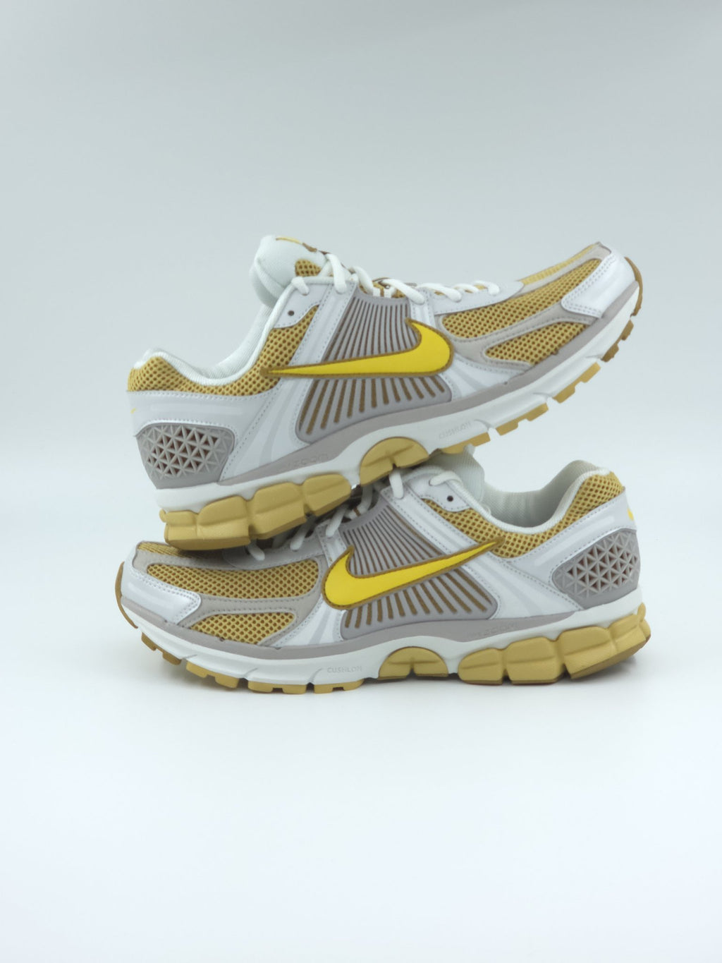 Nike Zoom Vomero 5 pointure 44,5 – sneakers neuves, vue 2