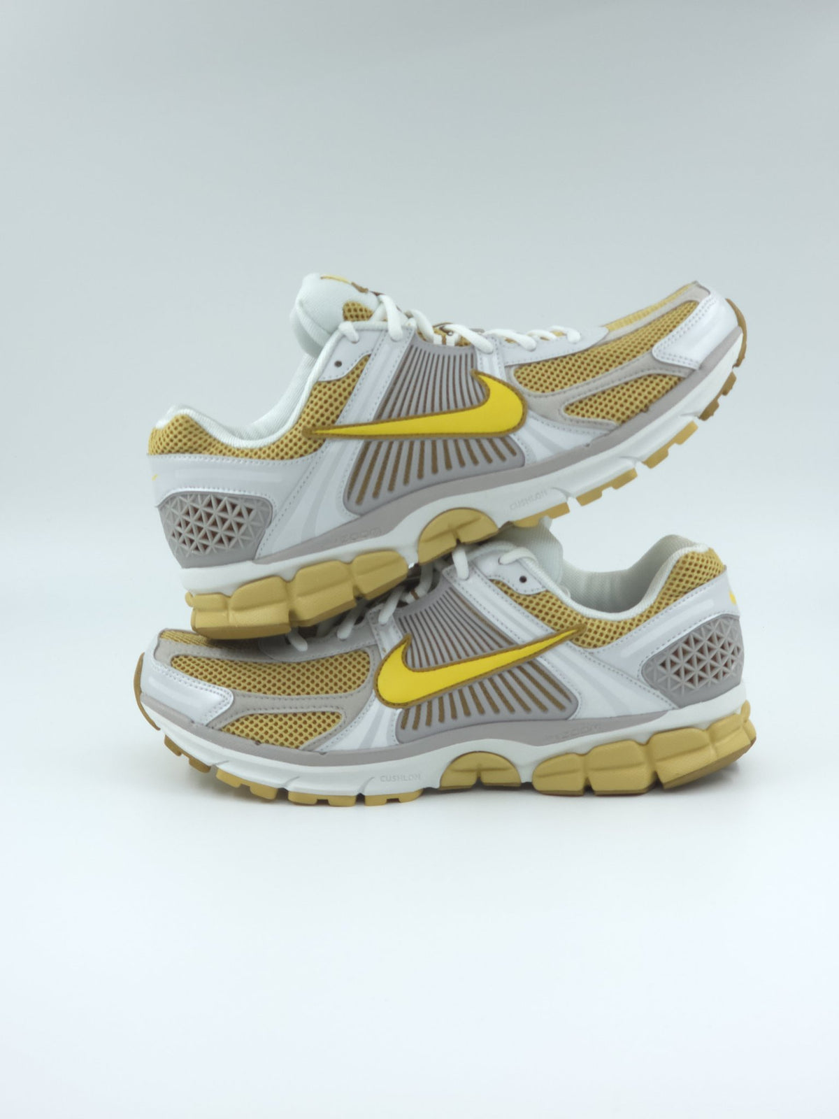 Nike Zoom Vomero 5 pointure 44,5 – sneakers neuves, vue 2