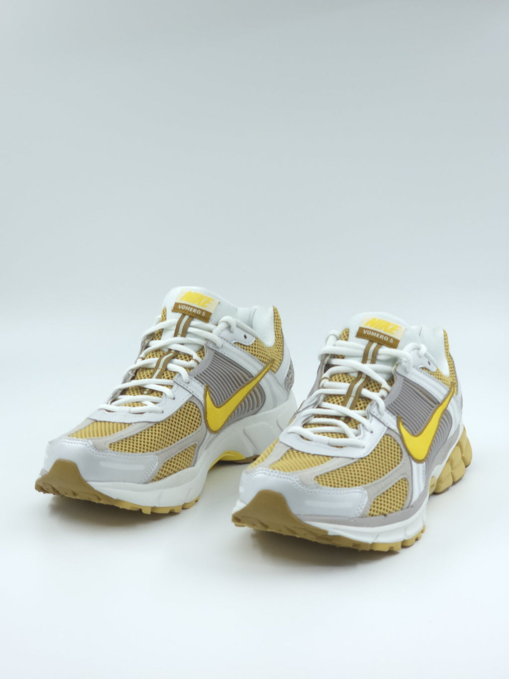 Nike Zoom Vomero 5 pointure 44,5 – sneakers neuves, vue 3