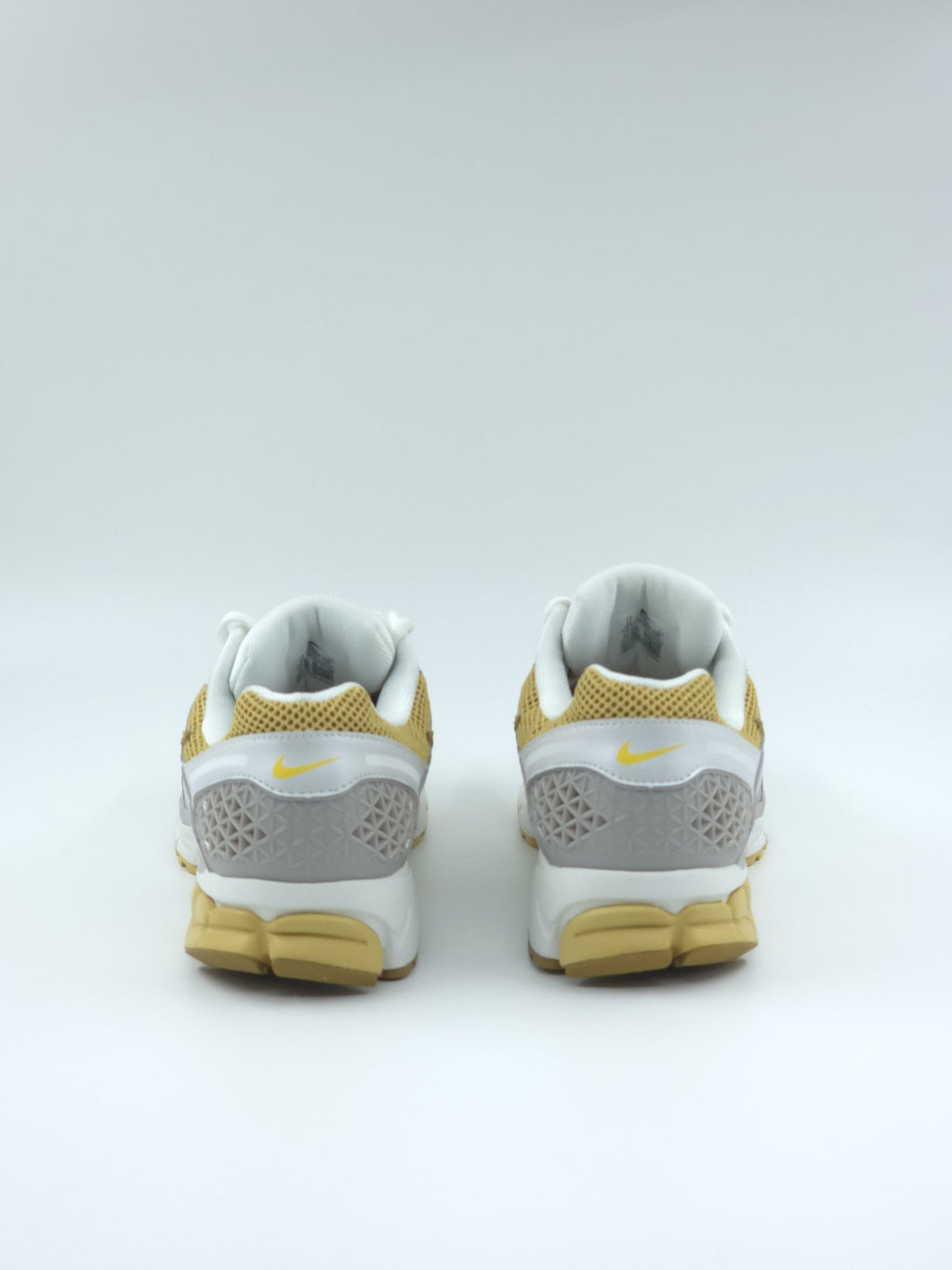 Nike Zoom Vomero 5 pointure 44,5 – sneakers neuves, vue 4