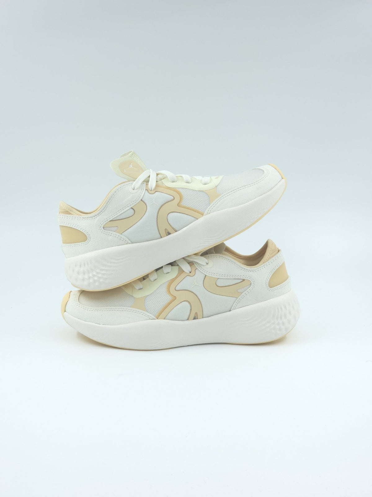 Nike Jordan Delta 3 Low pointure 37,5 – sneakers neuves, vue 2