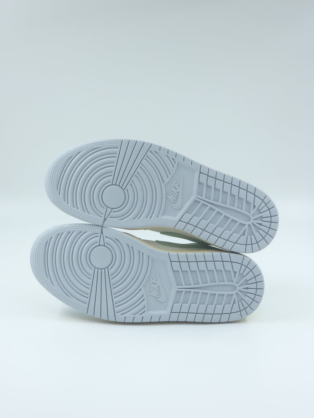 Air Jordan 1 Low pointure 40 – sneakers neuves, vue 5