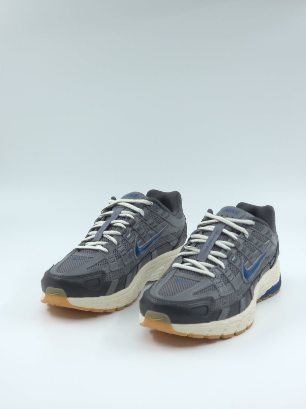 Nike P6000 pointure 42 – sneakers neuves, vue 3
