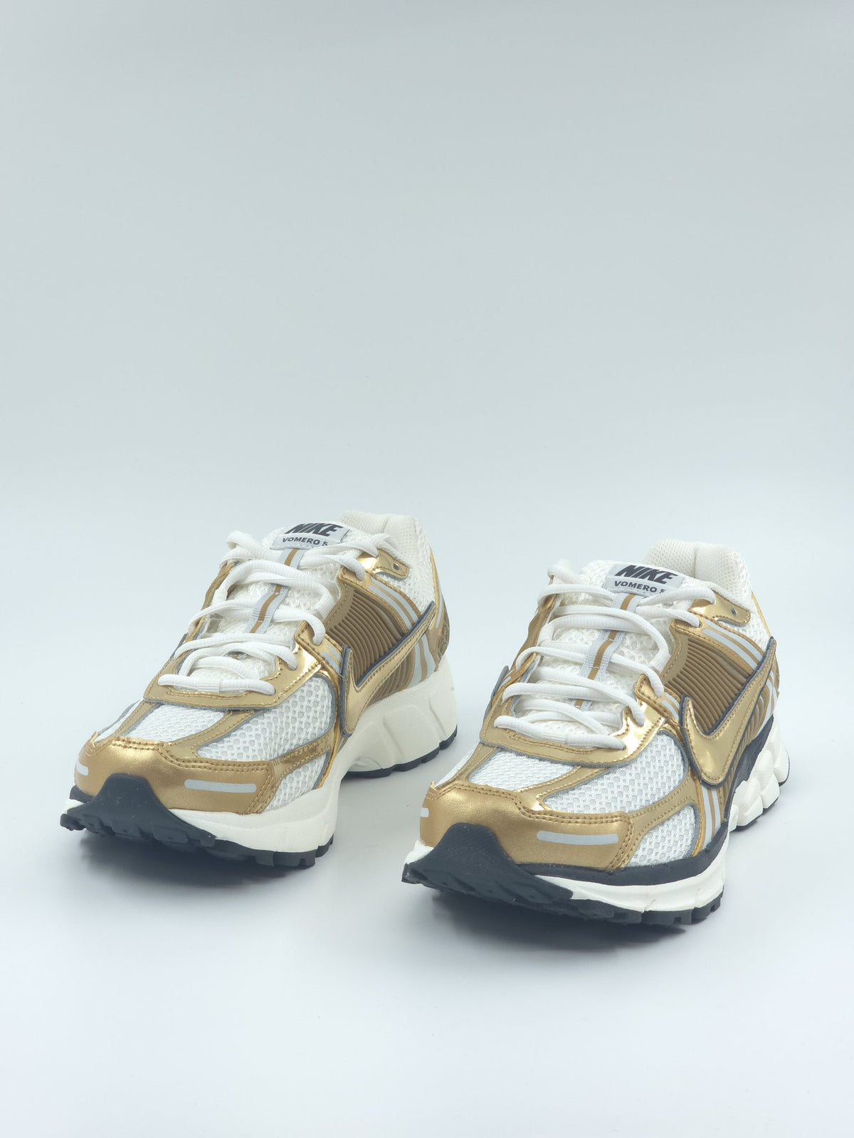 Nike Zoom Vomero 5 pointure 43 – sneakers neuves, vue 3