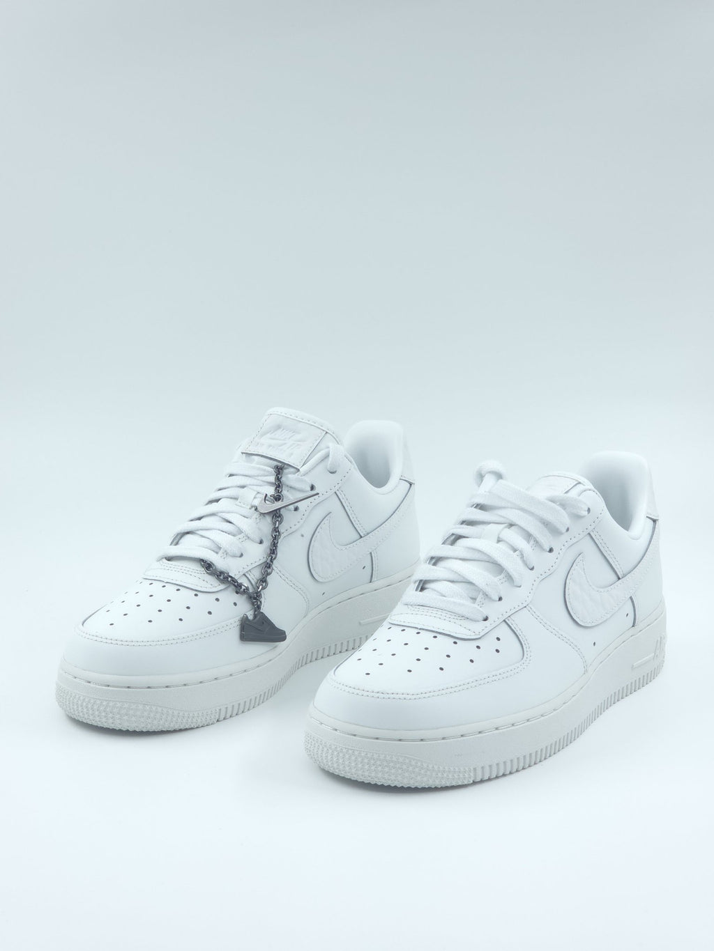 Nike Air Force 1 '07 Low pointure 40 – sneakers neuves, vue 3
