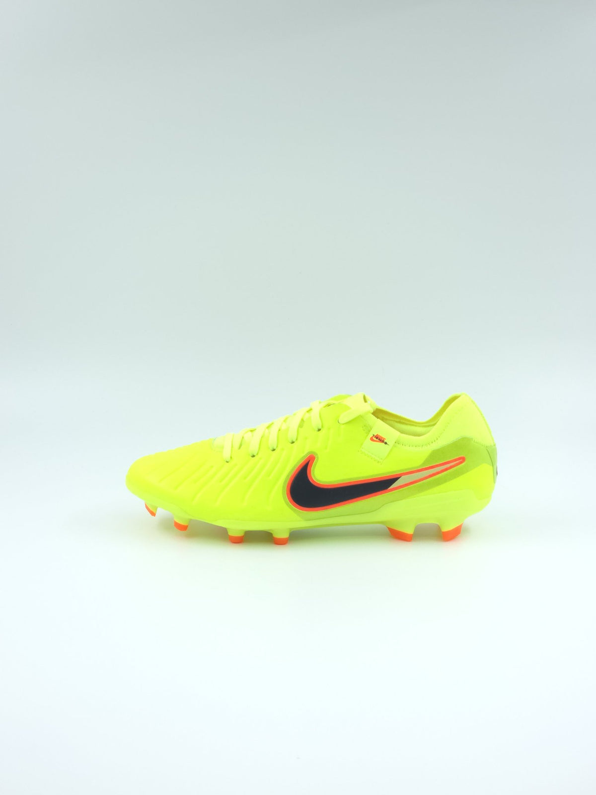 Nike Legend 10 PRO FG pointure 40,5 – crampons de foot neufs, vue 1